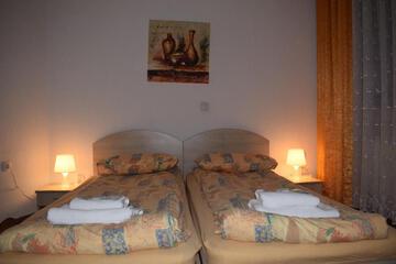 Photo 66