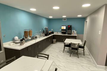 Breakfast area