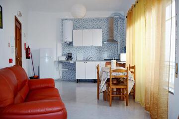 Photo 50