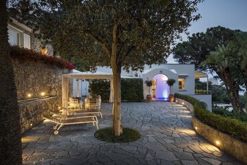 Front of property - evening/night