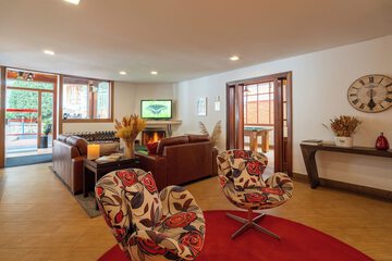 Reception hall