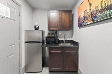 Private kitchenette