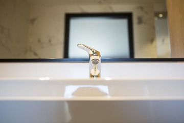 Bathroom sink