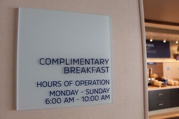 Breakfast/Coffee Service 140 of 148