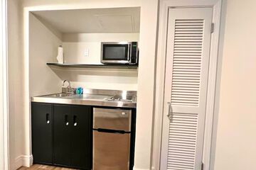 Private kitchenette