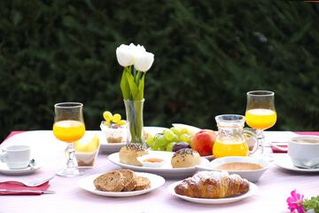 Breakfast meal