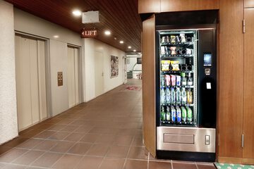 Snack bar