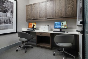 Business Center 44 of 44