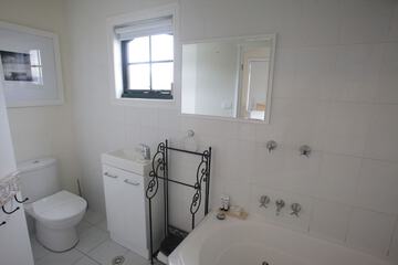Jetted tub