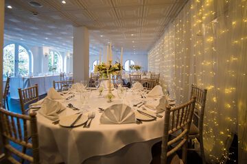 Indoor wedding