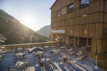 Sundeck