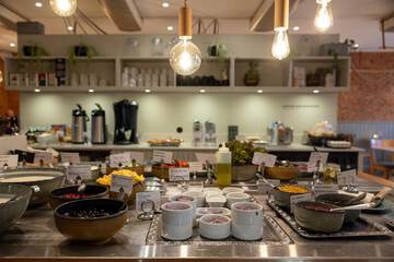 Breakfast area