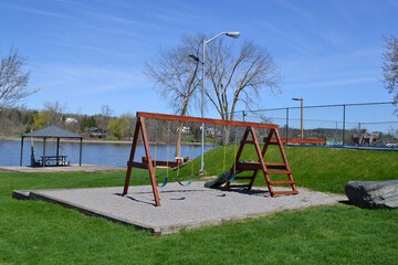 Children's play area - outdoor