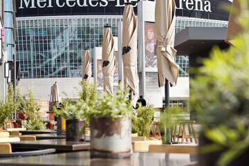 Sundeck