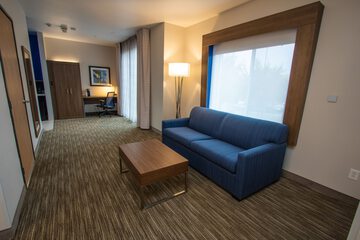 Room 104 of 135