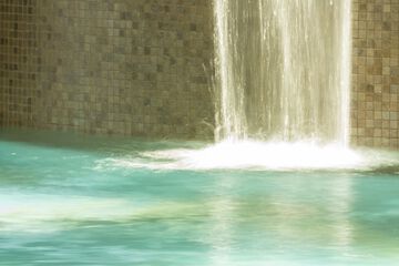 Pool waterfall