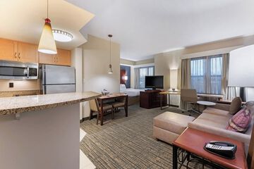 Room 22 of 47