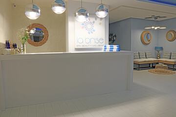 Spa reception