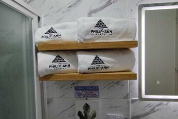 Bathroom amenities