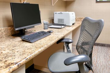 Business Center 39 of 39