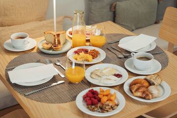 Breakfast buffet