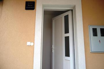 Photo 34