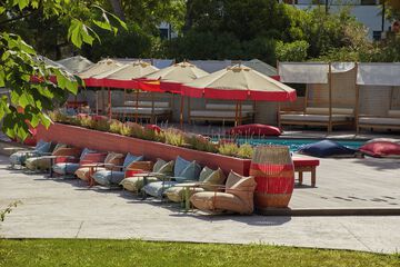 Sundeck