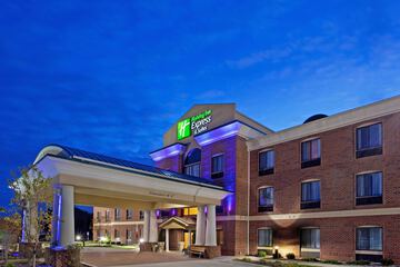 Holiday Inn Express & Suites Chesterfield by IHG