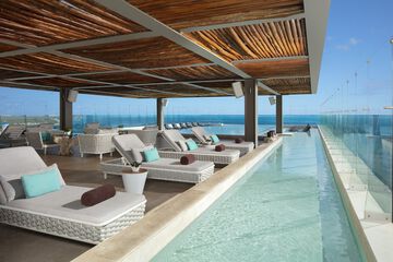 Rooftop pool