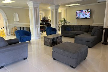 Hotel Interior 14 of 31