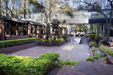 Hotel Exterior 119 of 121