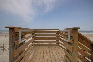 Beach/ocean view