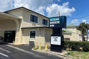 Ocean Breeze Inn