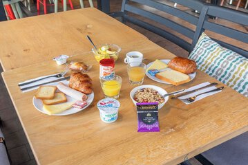 Breakfast buffet