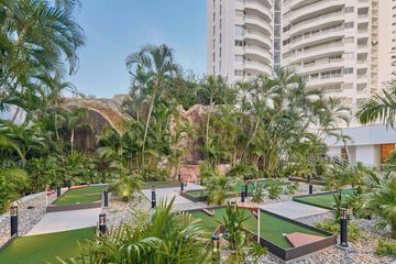 Mini-golf