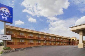  Econo Lodge Inn & Suites Hot Springs 38