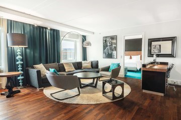 In-room business center