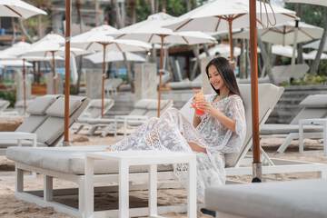 Poolside bar