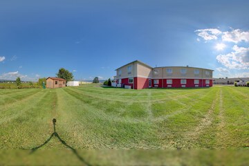 Property Grounds 28 of 28