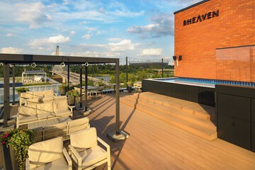 Rooftop pool