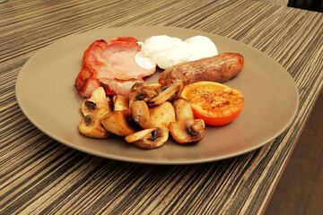 Breakfast meal