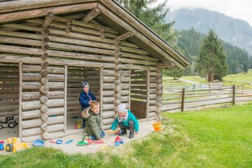 Children's play area - outdoor