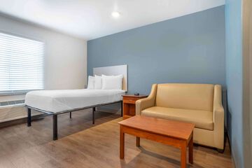 Room 27 of 28
