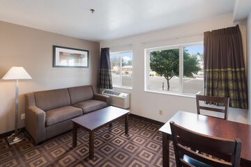 Room 26 of 39