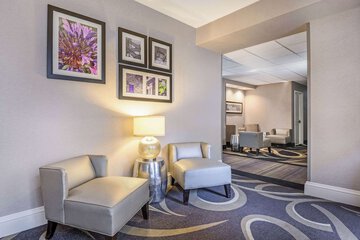 Hotel Interior 8 of 30