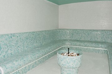 Steam room