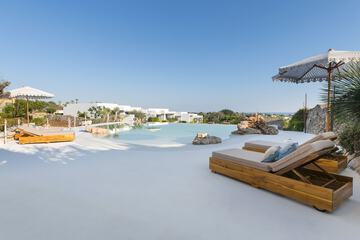 Infinity pool