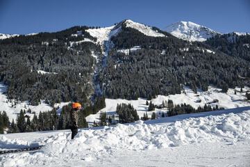 Skiing