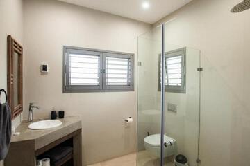Photo 47