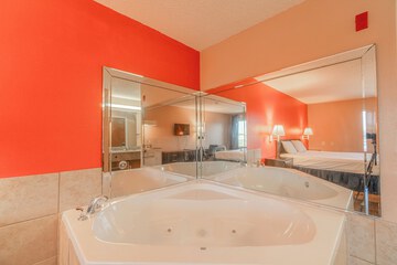 Jetted tub